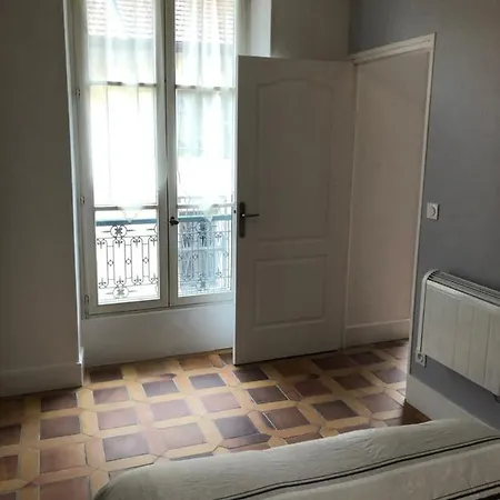 Immeuble De Charme דירה